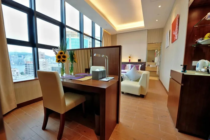 Гонконг: The Bauhinia Hotel Tsim Sha Tsui