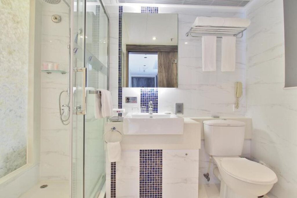 Гонконг: The Bauhinia Hotel Tsim Sha Tsui