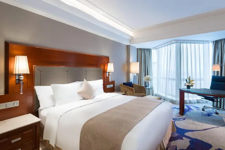 Шэньян: Crowne Plaza Shenyang Parkview