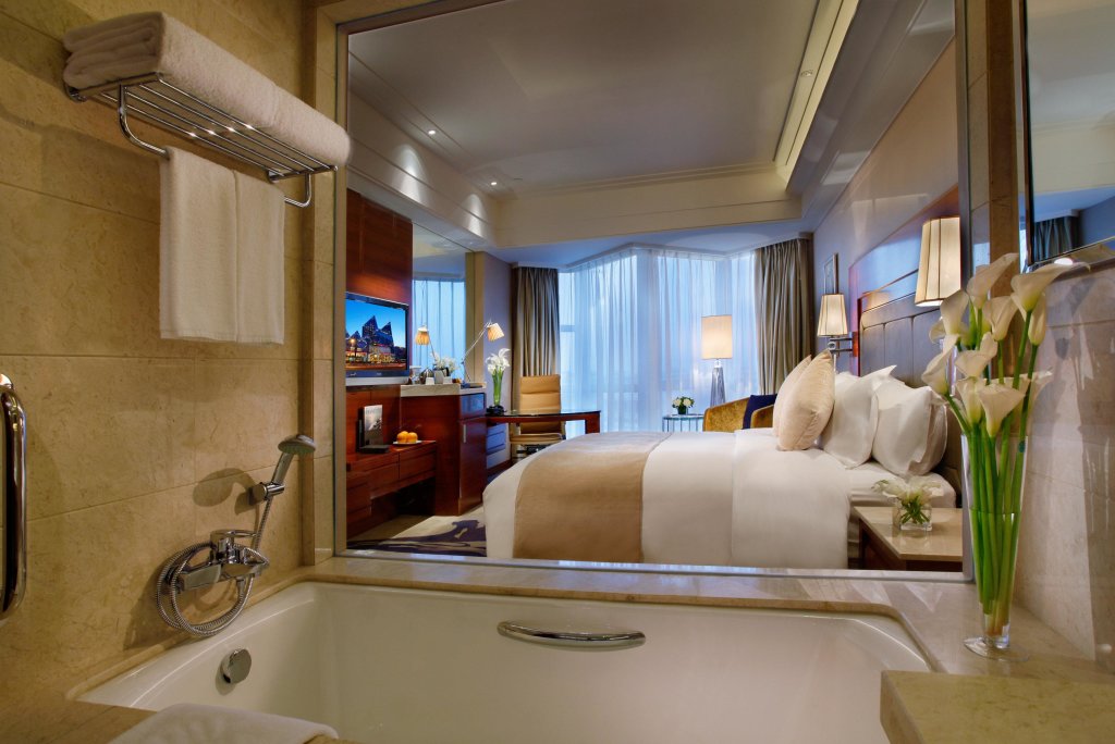 Шэньян: Crowne Plaza Shenyang Parkview