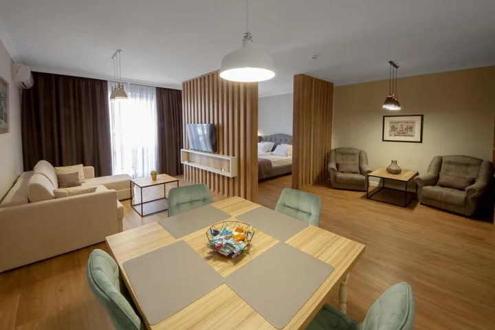 Светлогорск: 4Kaif Alt Platz On Lenin Street 17
