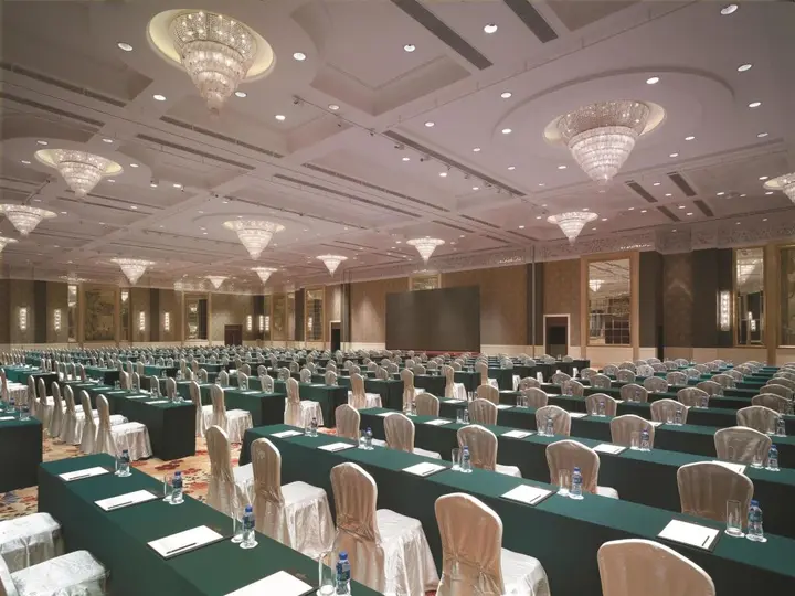 Ухань: Shangri-La Wuhan
