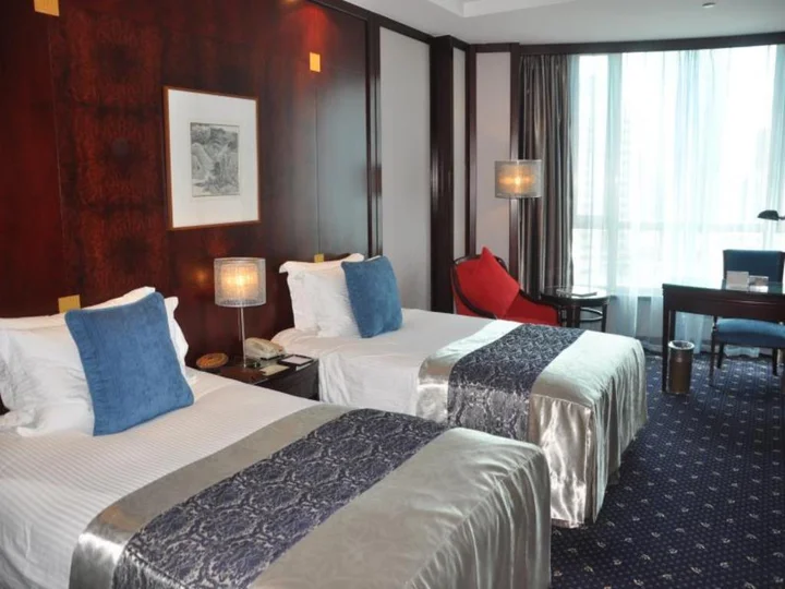 Шанхай: The Bund Hotel