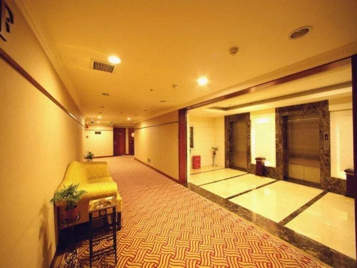 Шанхай: Yashidu Suites Hotel