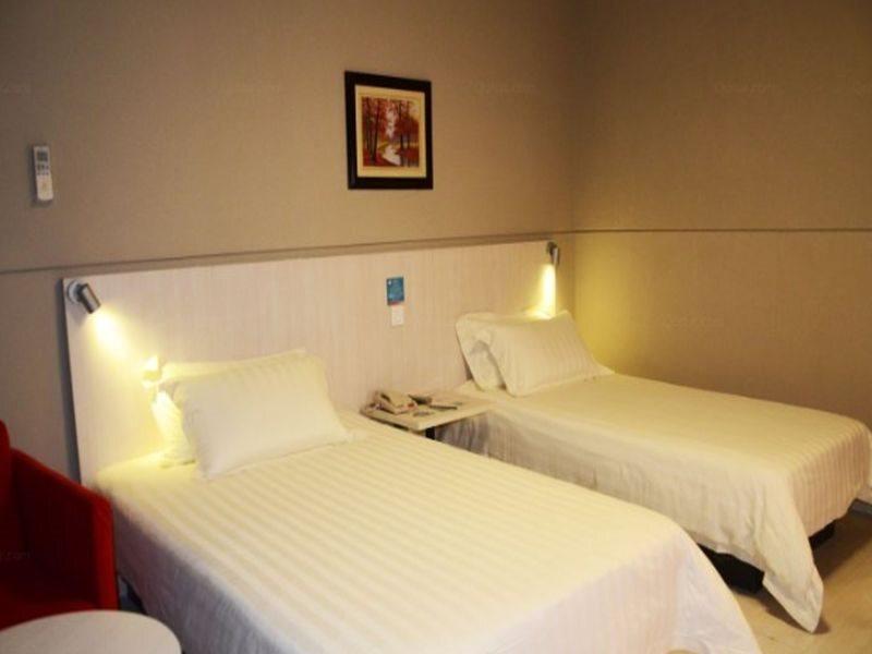 Нинбо: Jinjiang Inn Ningbo Tianyi Square East Zhongshan Road Branch