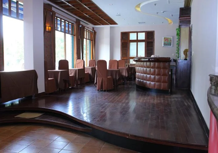 Шанхай: Shanghai Tee Inn Hotel