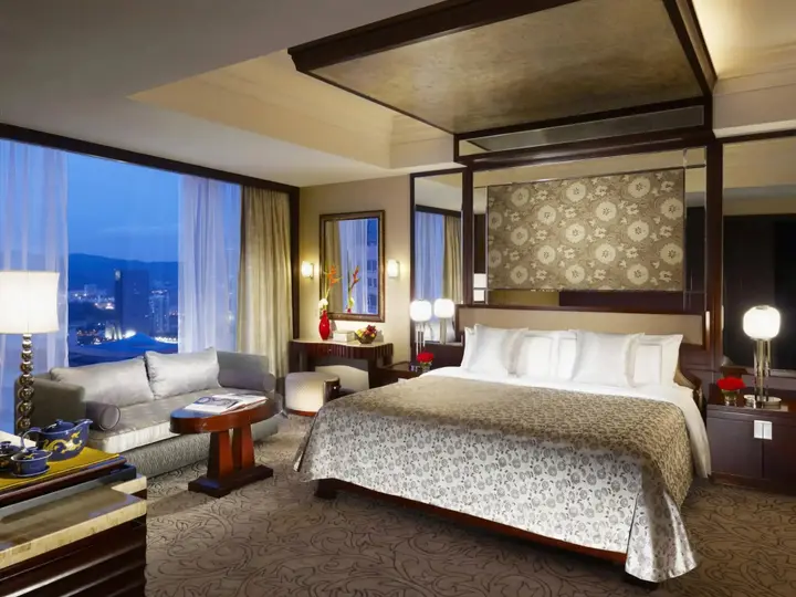 Шэньчжэнь: Отель Futian Shangri-La Shenzhen