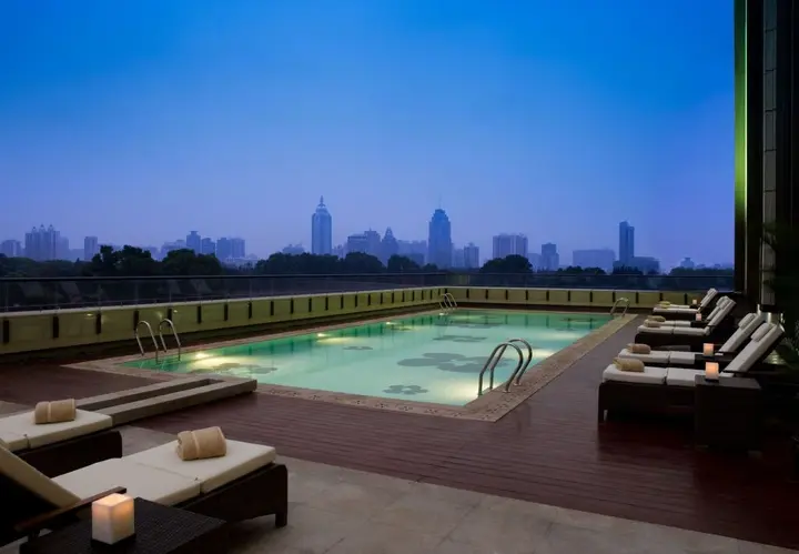 Шэньчжэнь: JW Marriott Hotel Shenzhen