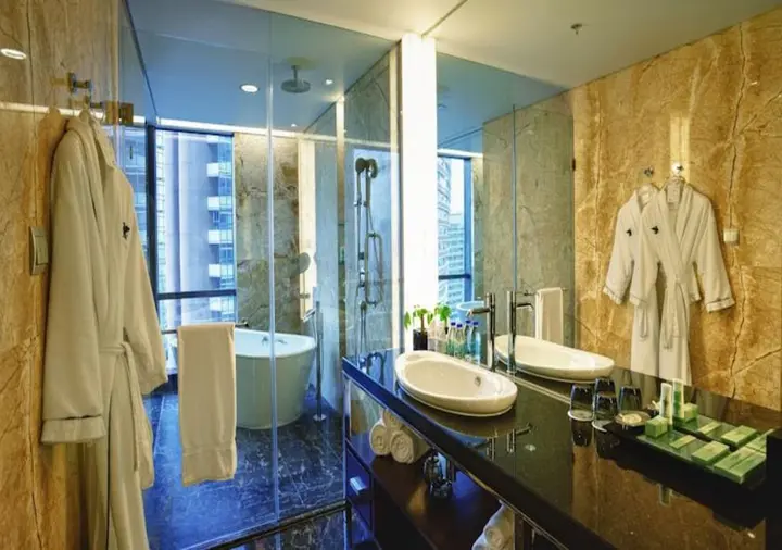 Шэньчжэнь: JW Marriott Hotel Shenzhen