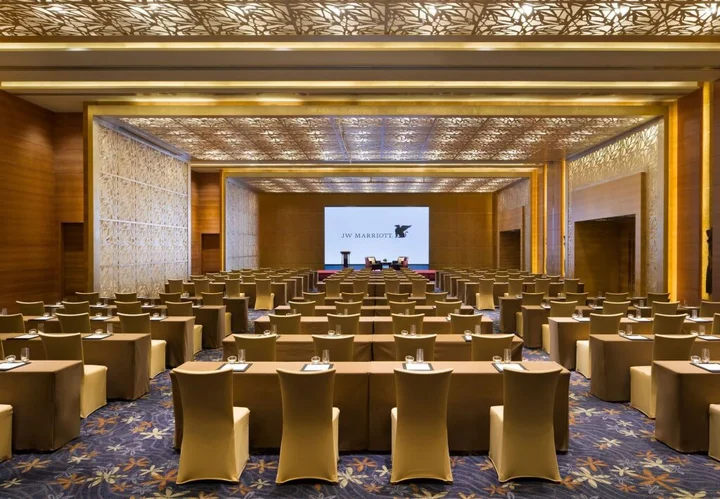 Шэньчжэнь: JW Marriott Hotel Shenzhen
