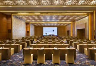 Шэньчжэнь: JW Marriott Hotel Shenzhen