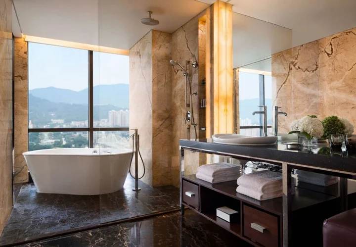 Шэньчжэнь: JW Marriott Hotel Shenzhen
