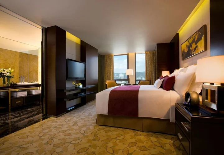 Шэньчжэнь: JW Marriott Hotel Shenzhen