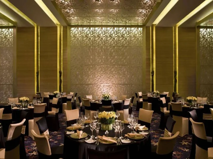 Шэньчжэнь: JW Marriott Hotel Shenzhen