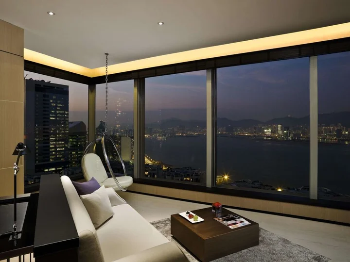 Гонконг: EAST Hong Kong