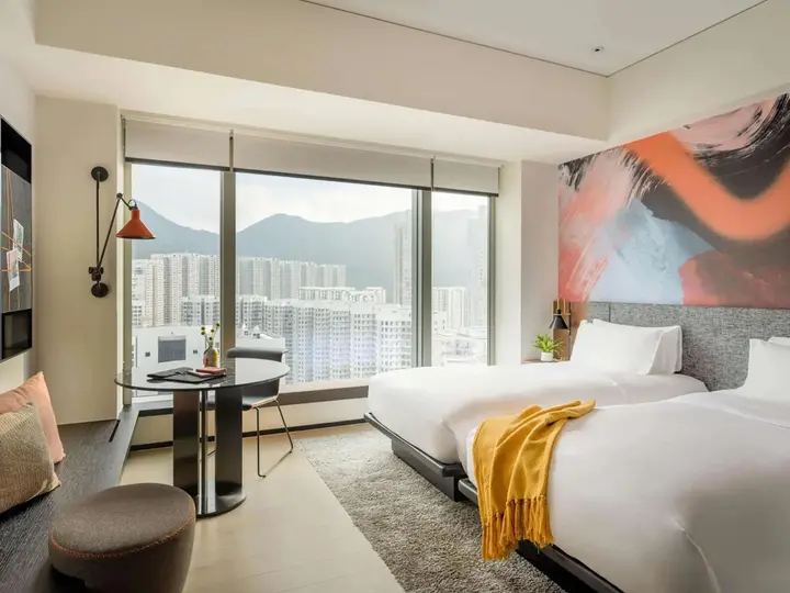 Гонконг: EAST Hong Kong