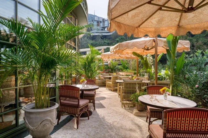 Гонконг: Island Shangri-La, Hong Kong