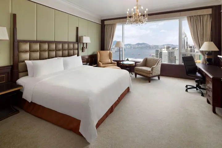 Гонконг: Island Shangri-La, Hong Kong