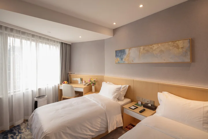 Шанхай: City Hotel Shanghai