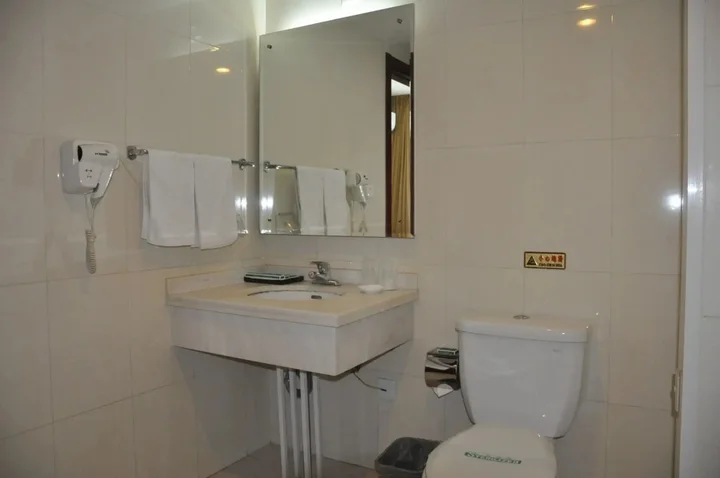 Пекин: King Parkview Hotel