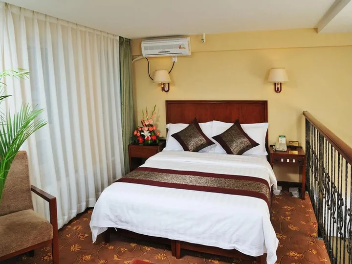 Пекин: King Parkview Hotel
