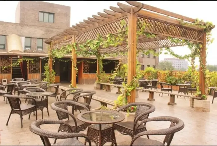 Пекин: King Parkview Hotel