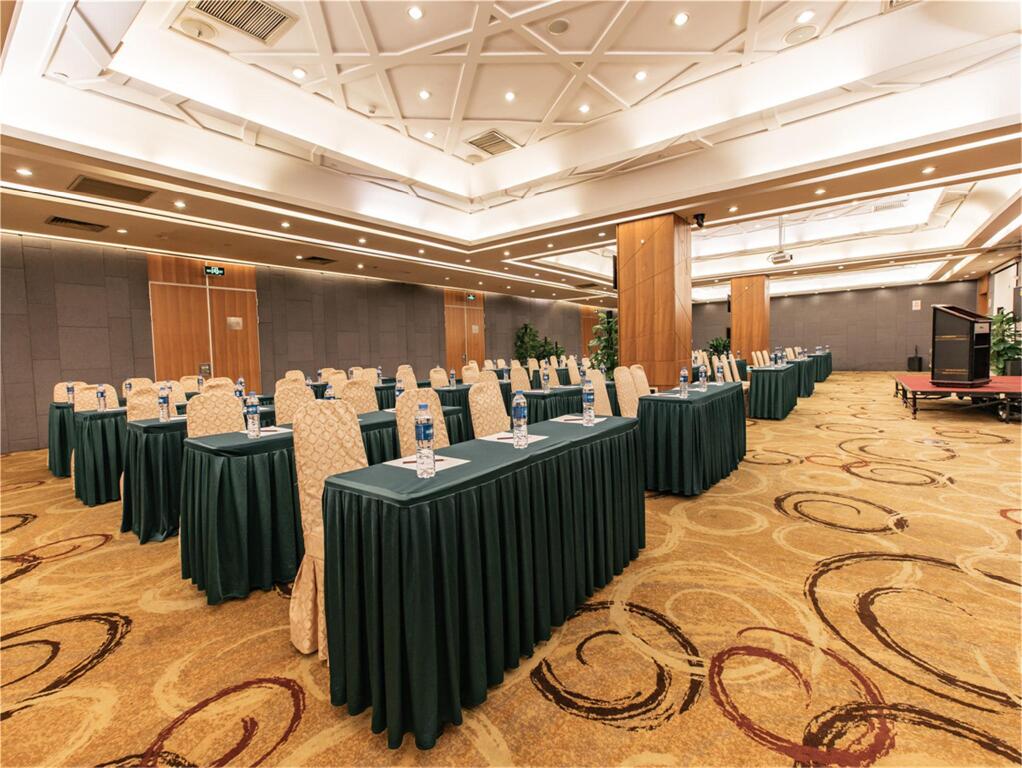 Пекин: Quality Hotel Olympic Park Beijing