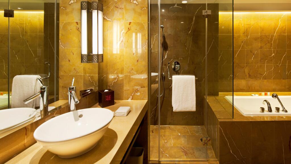 Шанхай: Crowne Plaza Shanghai Pudong by IHG