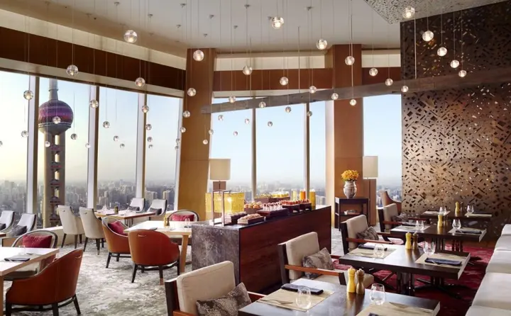 Шанхай: The Ritz-Carlton Shanghai, Pudong