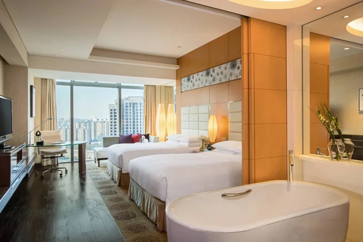 Шанхай: Renaissance Shanghai Putuo Hotel