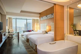 Шанхай: Renaissance Shanghai Putuo Hotel