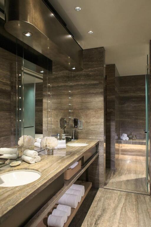 Гонконг: Renaissance Hong Kong Harbour View Hotel