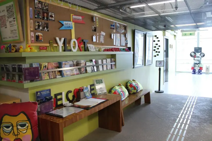 Гонконг: Y Loft Youth Square