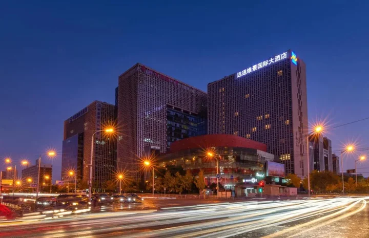 Пекин: Grand Metropark Yuantong