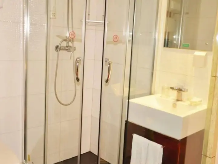 Пекин: Shatan Hotel
