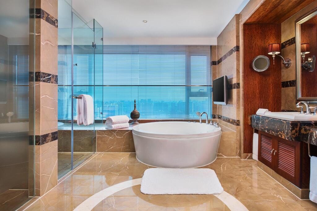 Пекин: Crowne Plaza Beijing Sun Palace by IHG