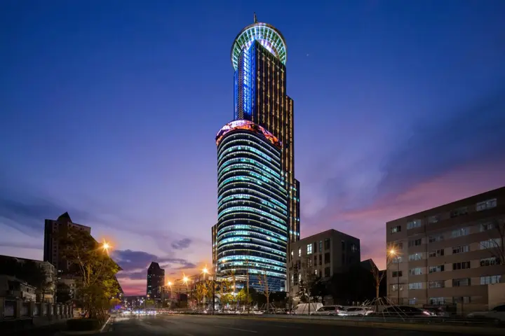 Шанхай: Novotel Shanghai Atlantis