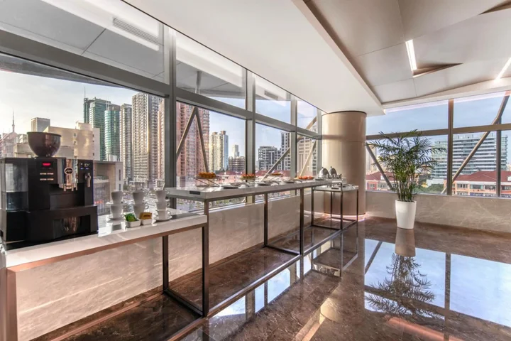 Шанхай: Novotel Shanghai Atlantis