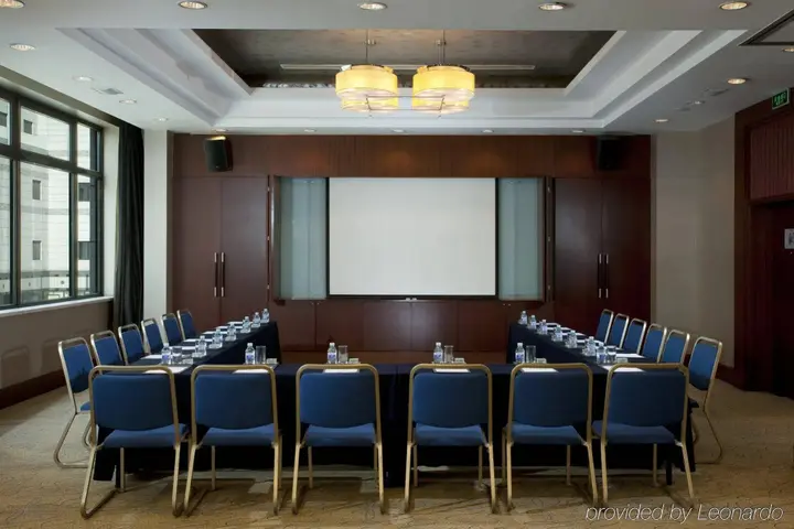 Пекин: Holiday Inn Central Plaza Beijing