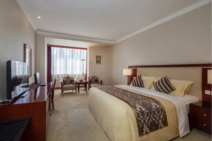 Пекин: XinHai JinJiang Hotel Wangfujing
