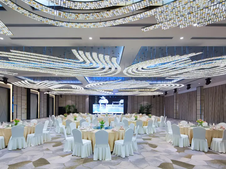 Шанхай: Golden Tulip Shanghai Rainbow