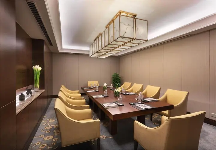 Шанхай: Jin Jiang Hotel Shanghai