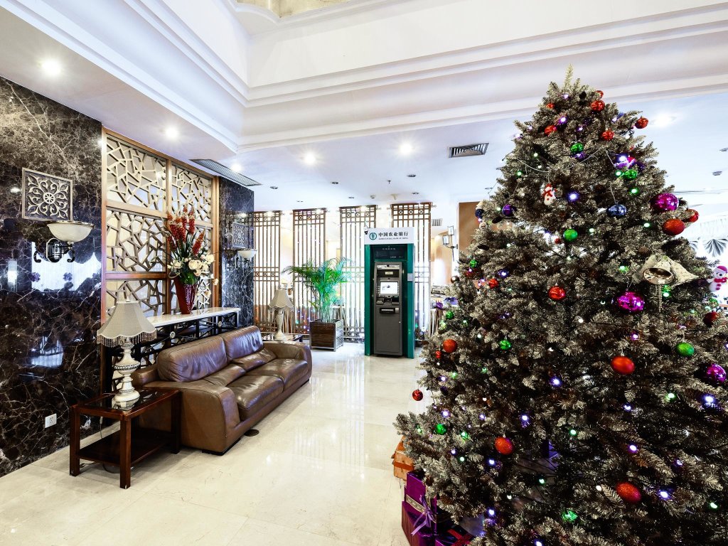 Пекин: Oriental Garden Hotel
