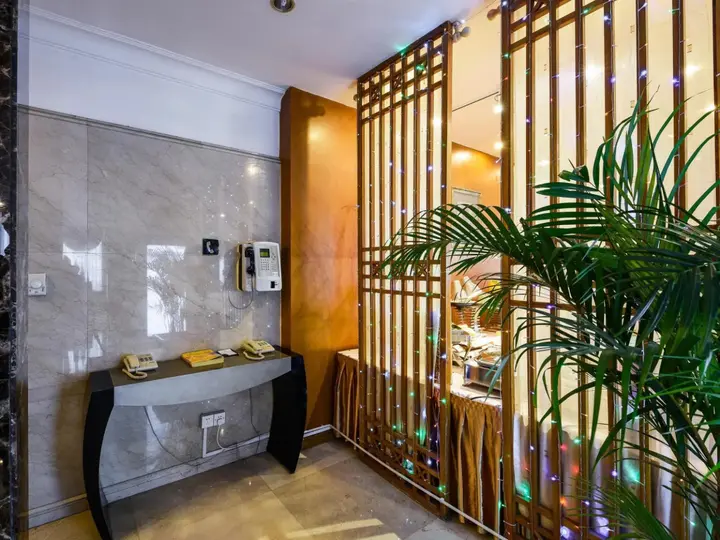 Пекин: Oriental Garden Hotel