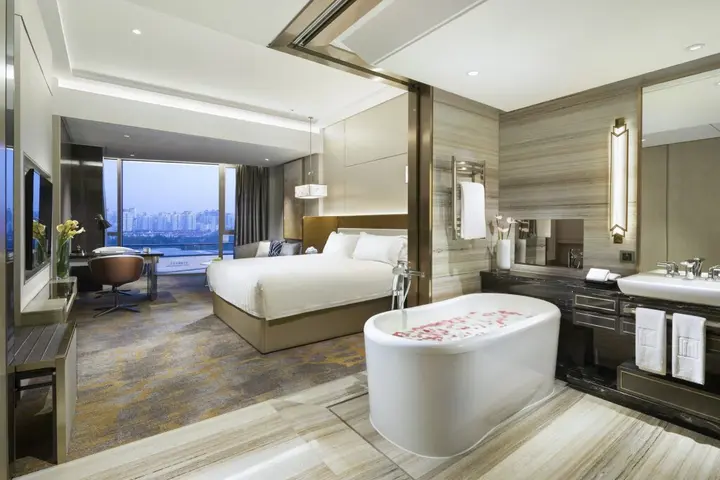 Шанхай: Grand Millennium HongQiao Shanghai
