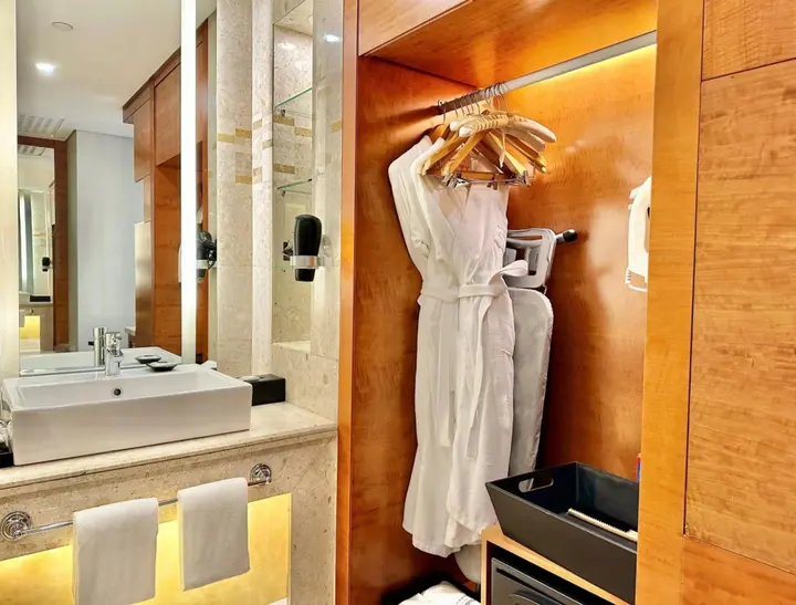 Фошань: Swissotel Foshan