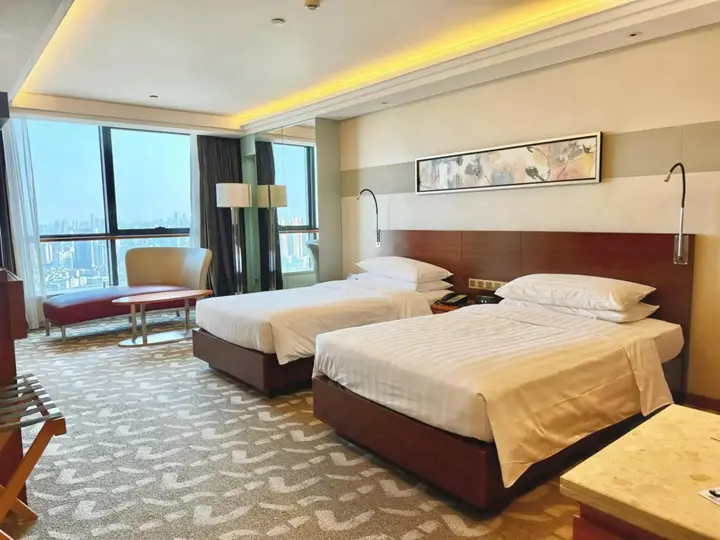 Фошань: Swissotel Foshan