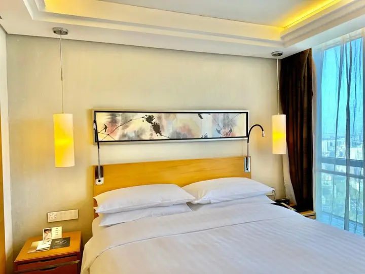 Фошань: Swissotel Foshan