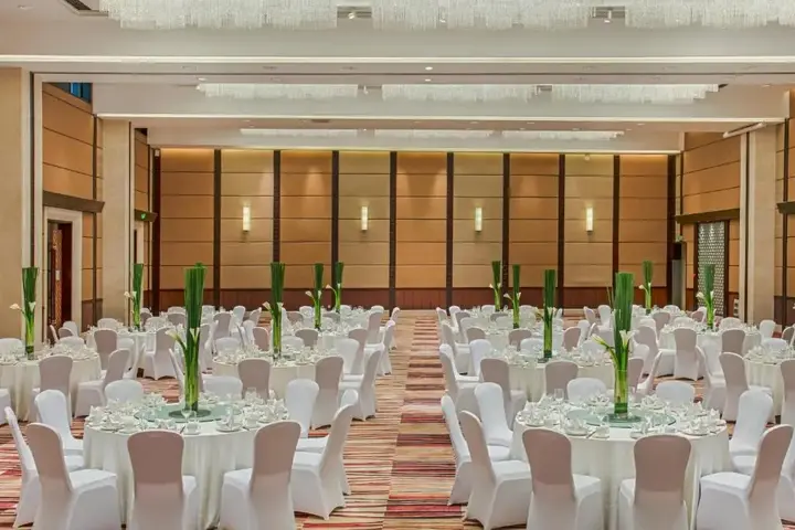 Пекин: Crowne Plaza Beijing International Airport by IHG