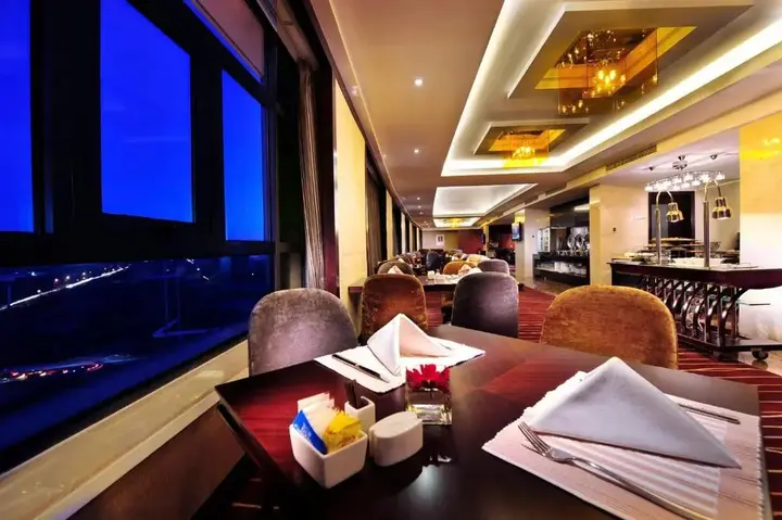 Пекин: Crowne Plaza Beijing International Airport by IHG